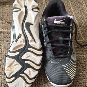 Nike Black and White Athletic Shoes